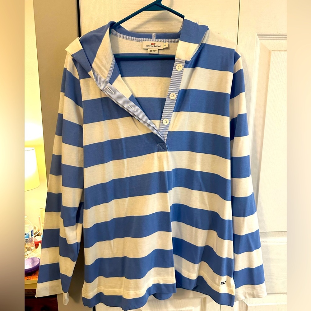 Brand New with Tags Vineyard Vines long sleeve